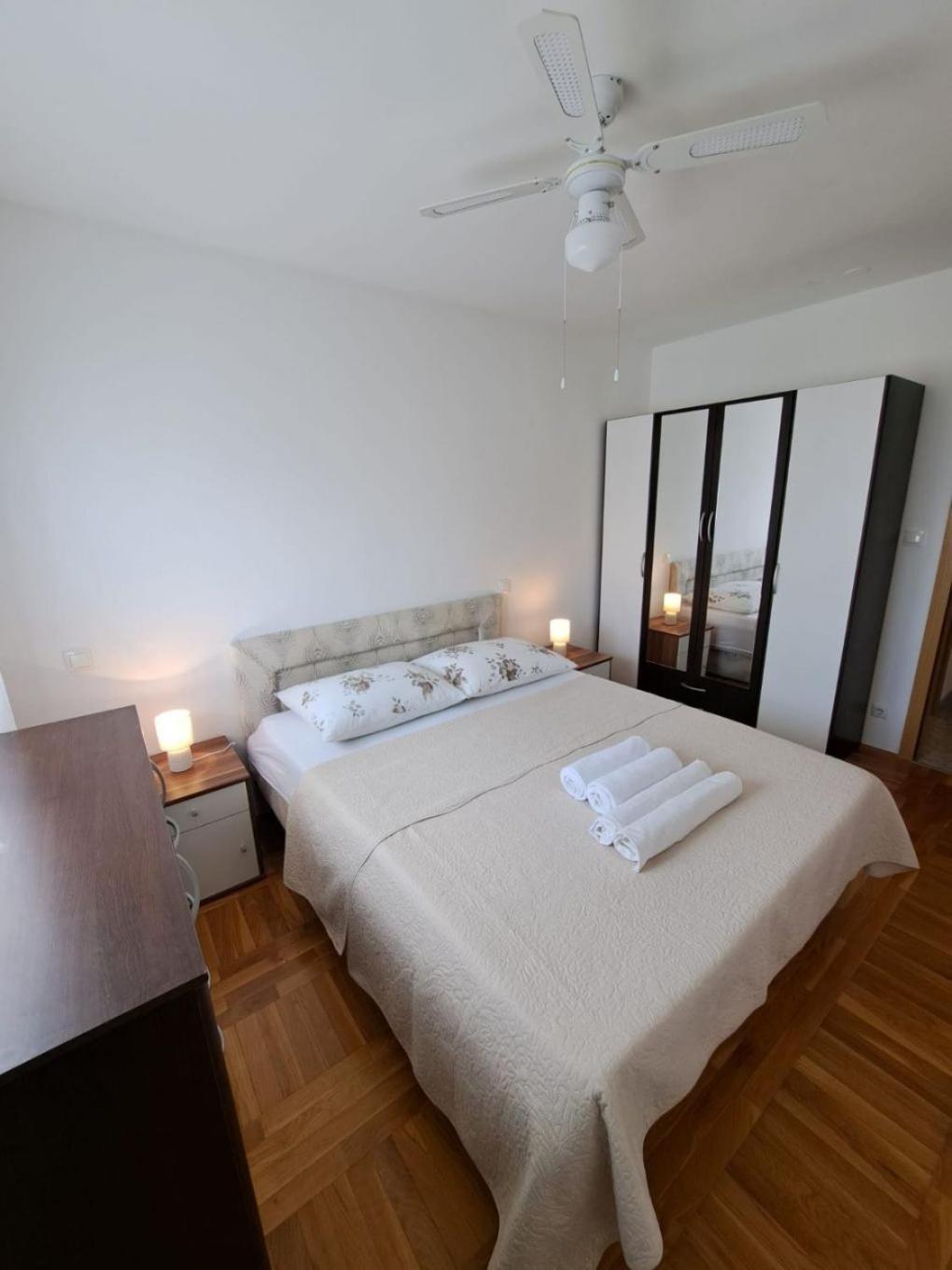 Apartment Slava - Close To The Mall Split Exterior foto